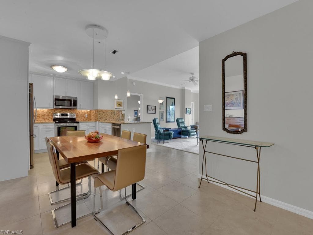 201 Arbor Lake DR 404-4