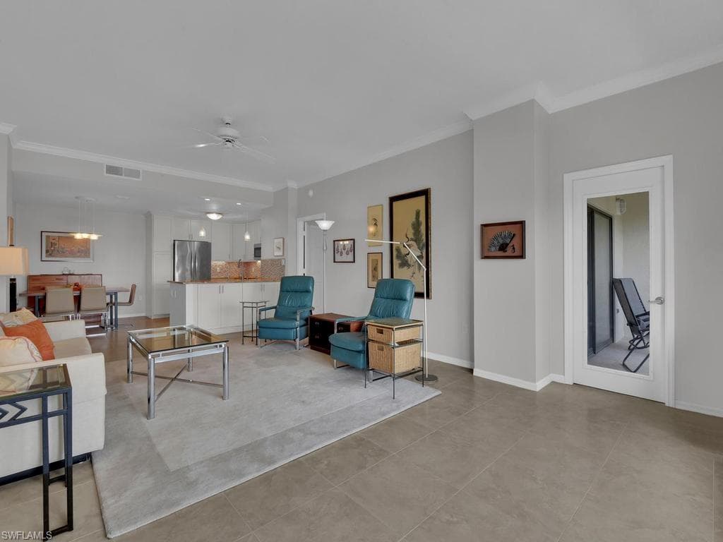 201 Arbor Lake DR 404-9