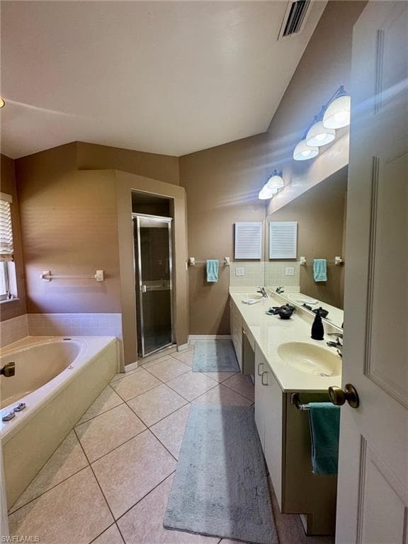 13648 Admiral CT-16
