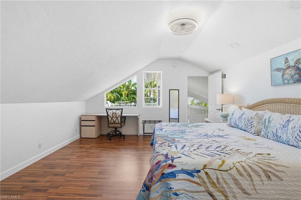 421 Connecticut ST-8