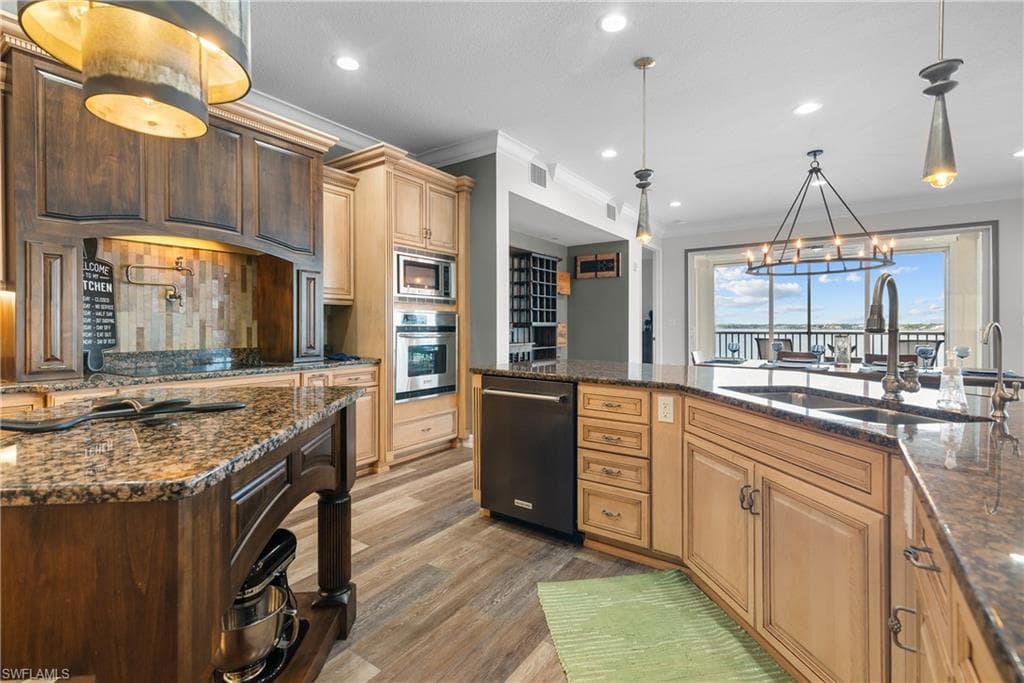 4235 SE 20th PL A405-8
