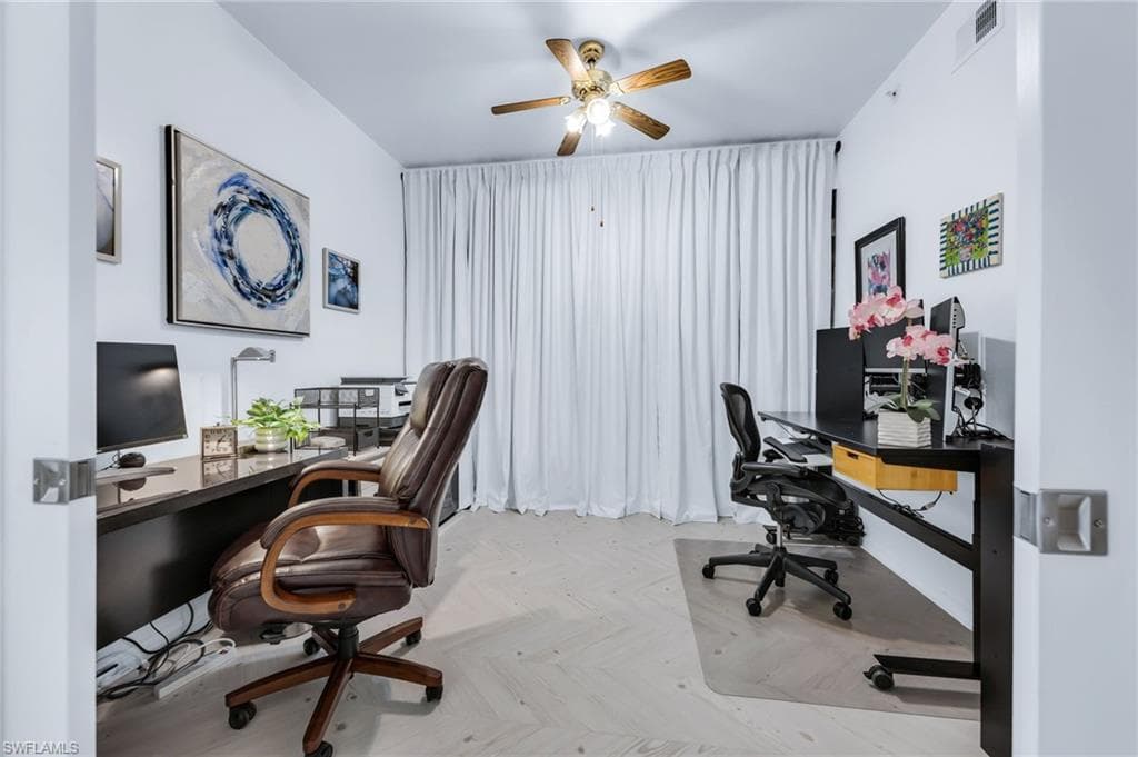 2860 Cypress Trace CIR 1813-15