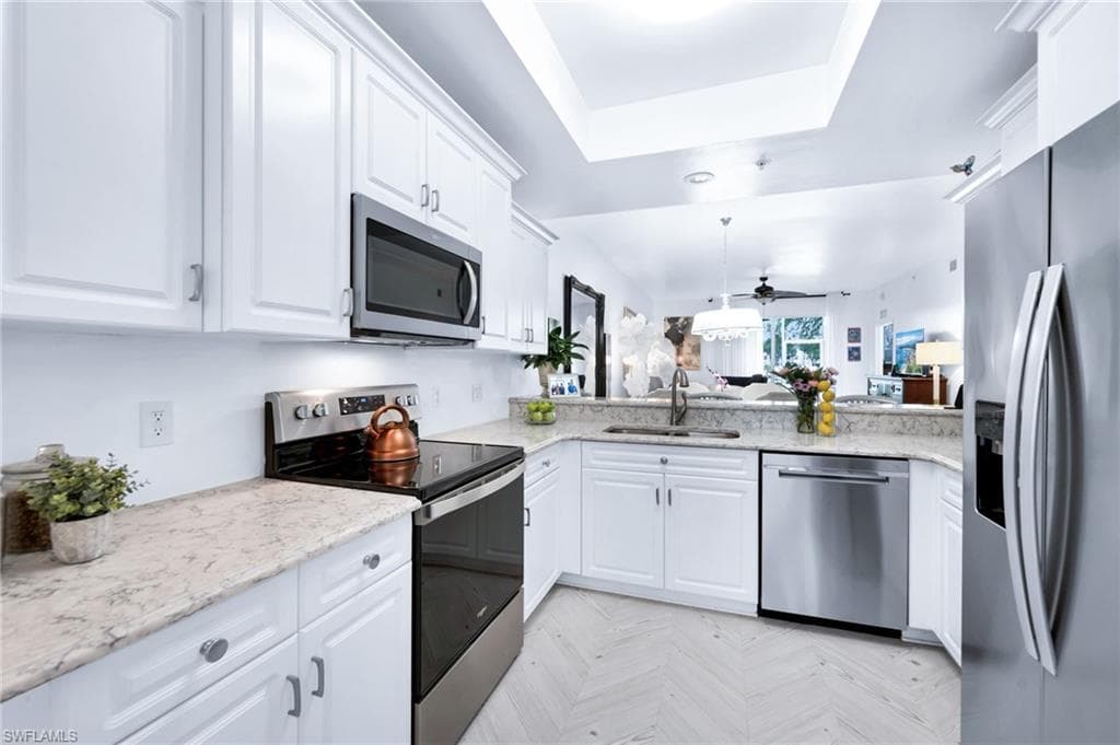 2860 Cypress Trace CIR 1813-6