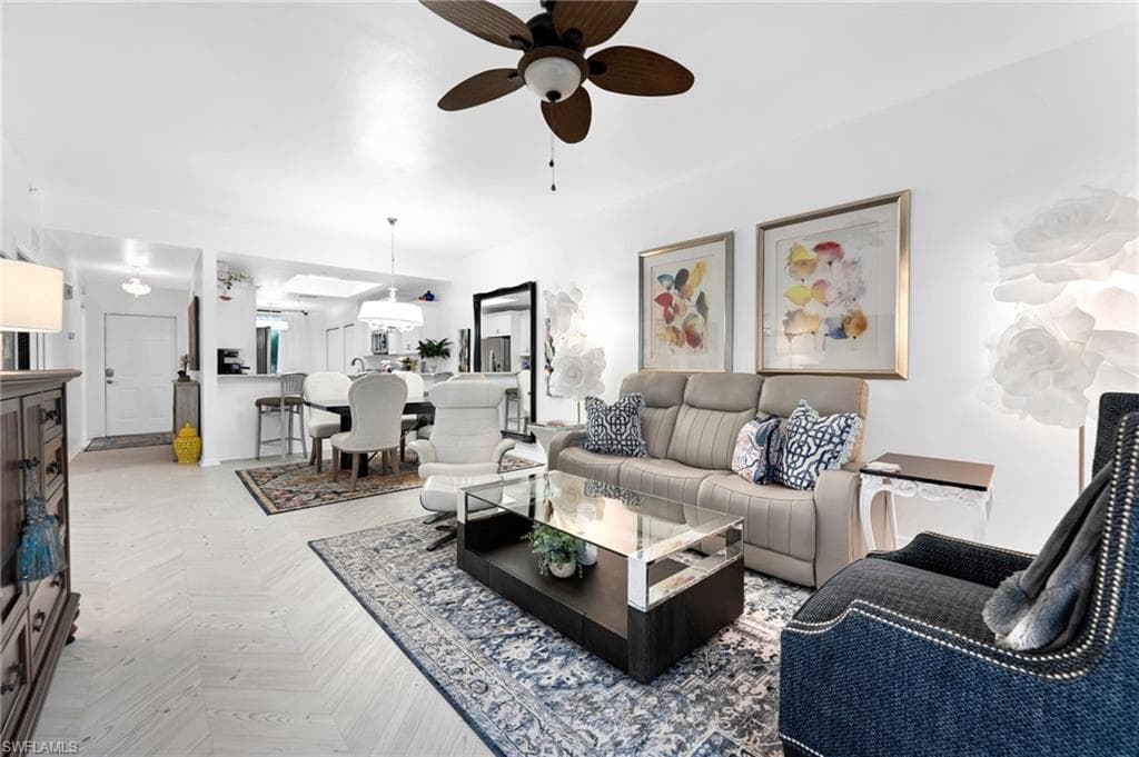 2860 Cypress Trace CIR 1813-9