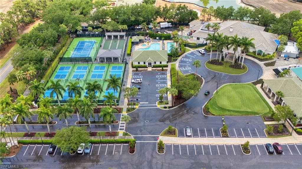 2860 Cypress Trace CIR 1813-20