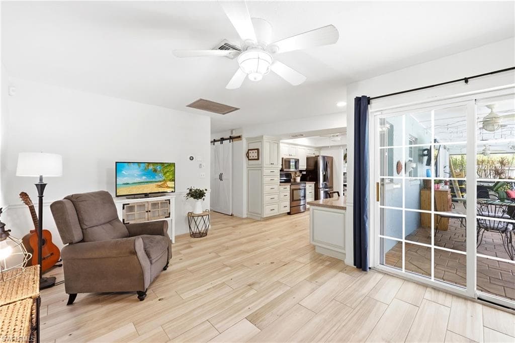 720 Meyer DR-11