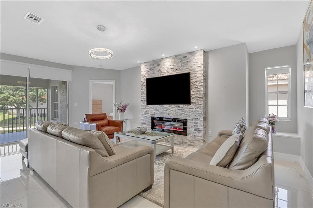 7648 Oleander Gate DR H202-2