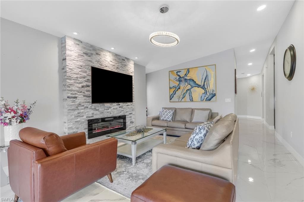 7648 Oleander Gate DR H202-3