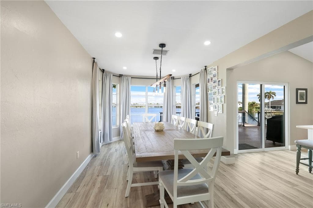 5100 Harborage DR-15