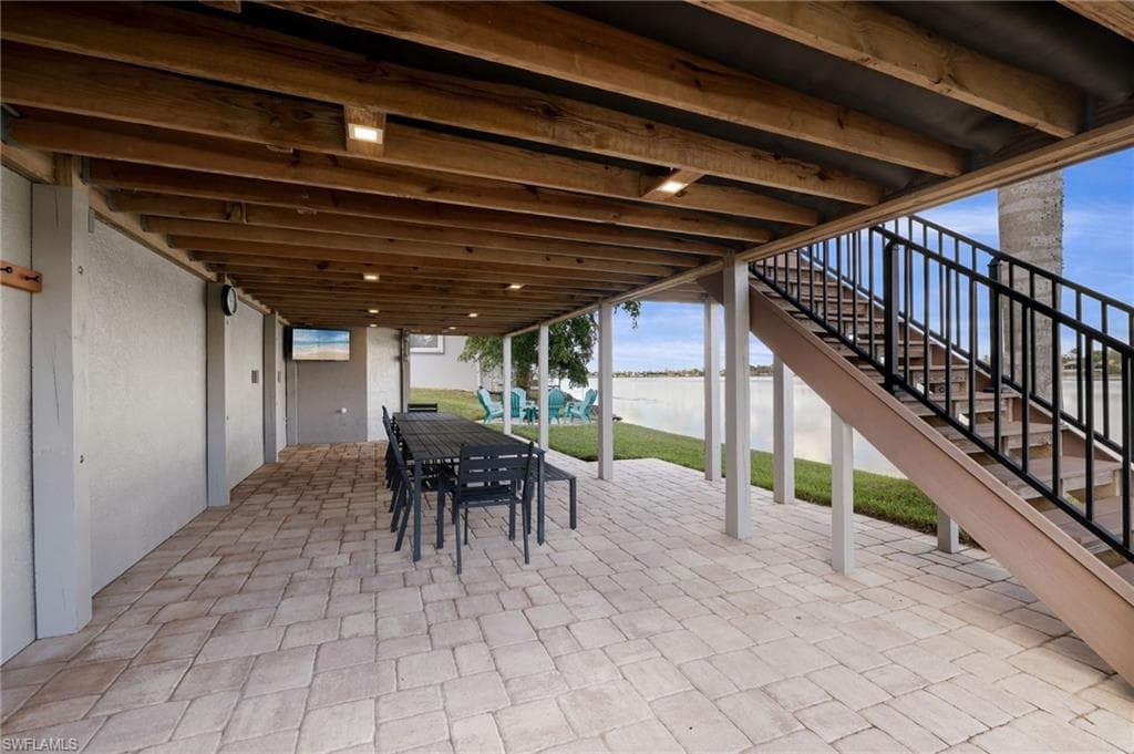 5100 Harborage DR-33
