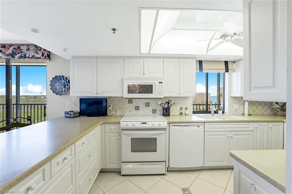 26235 Hickory BLVD 7B-9