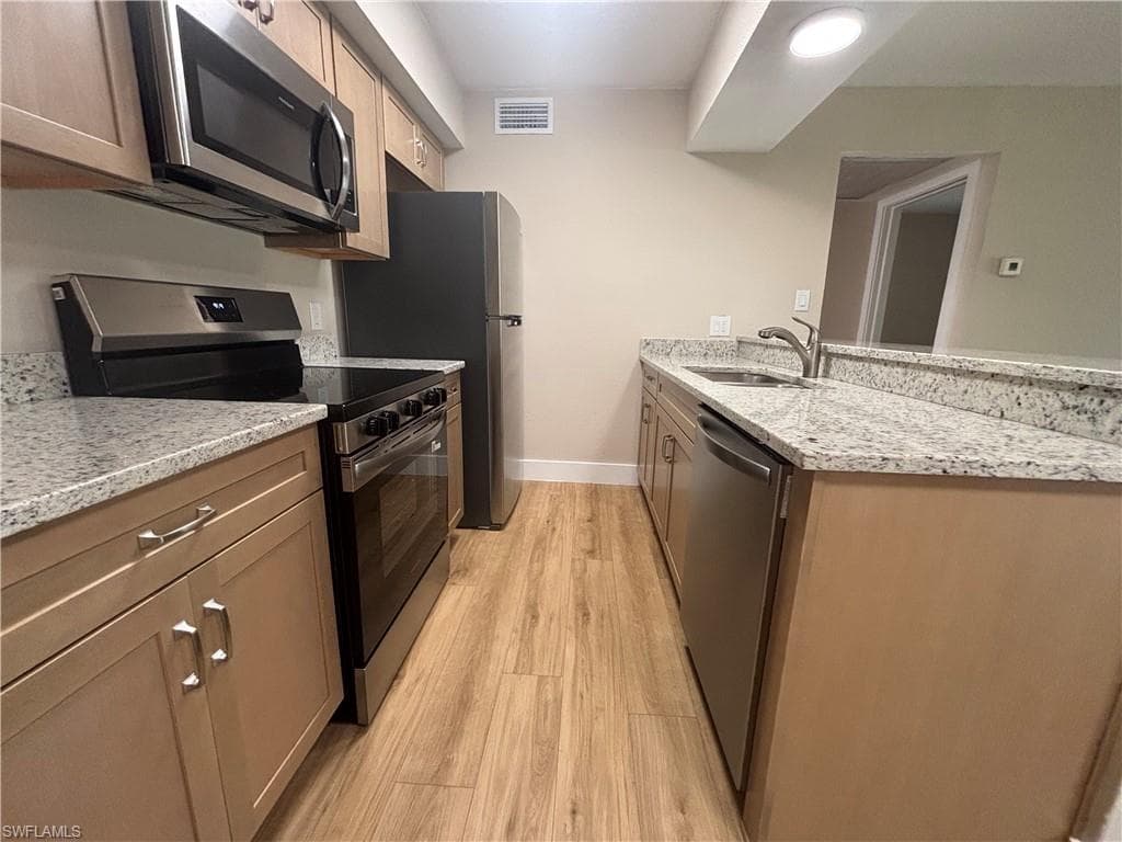 5327 Summerlin RD 2709-4