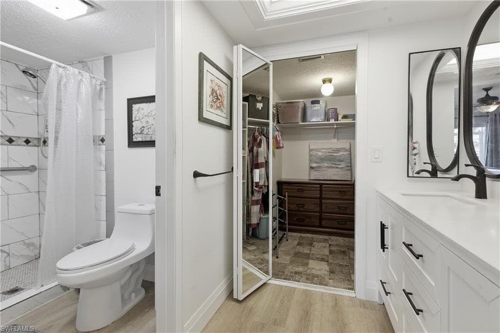3371 N Key DR 105-22
