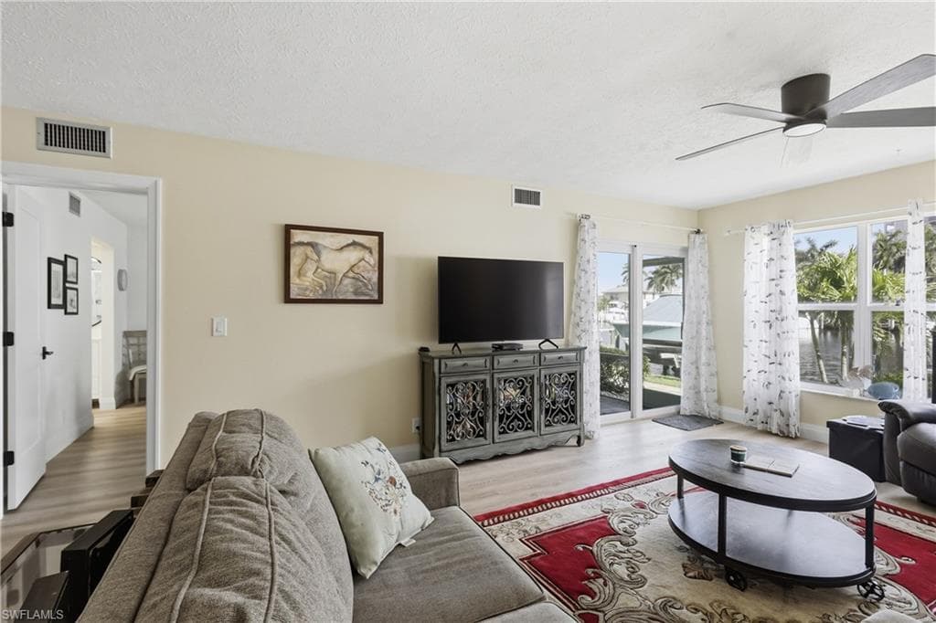3371 N Key DR 105-12