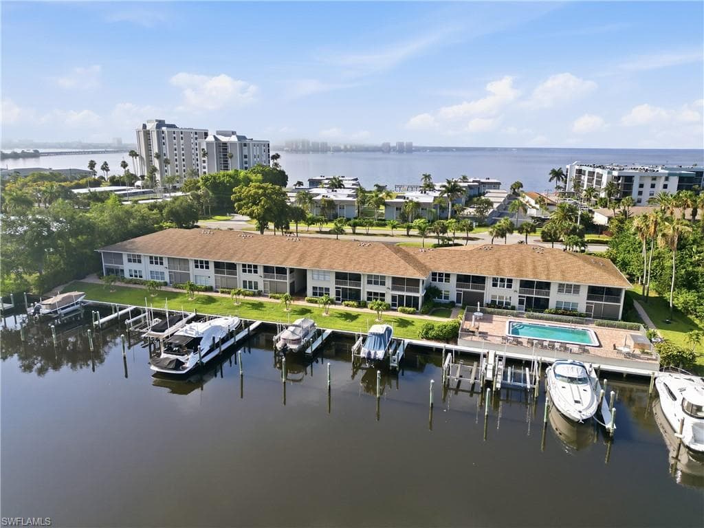 3371 N Key DR 105-40