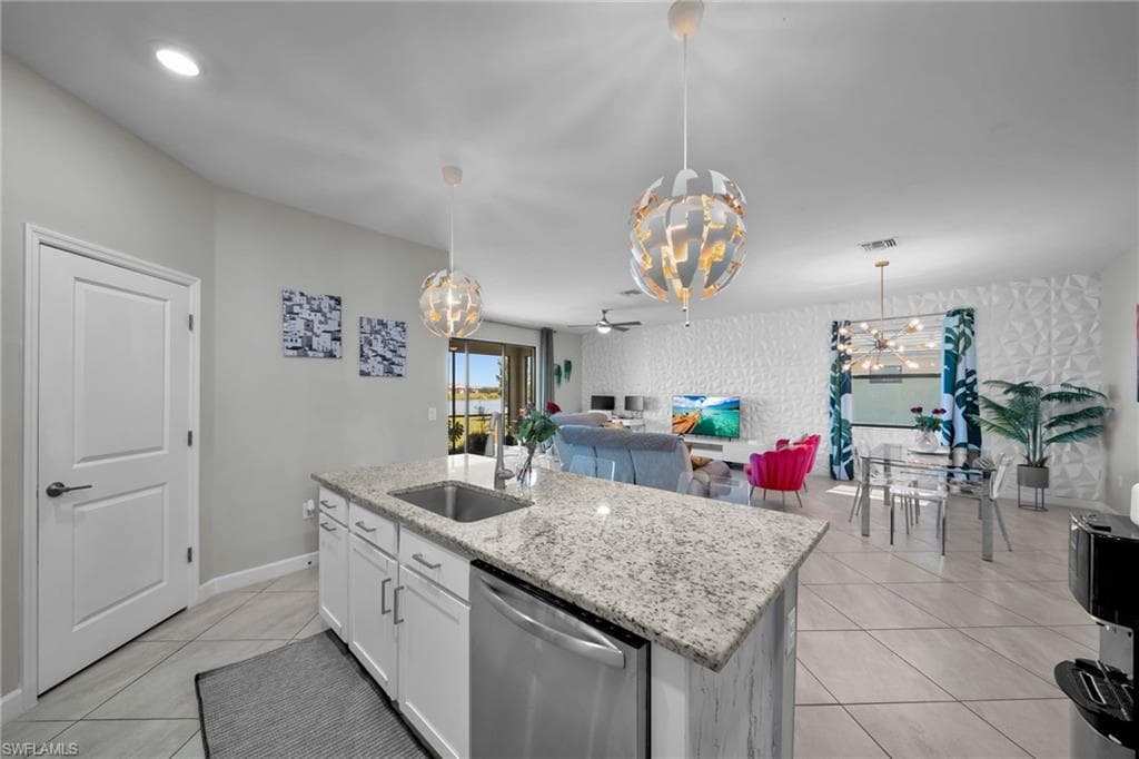 13846 Pine Lodge LN-16