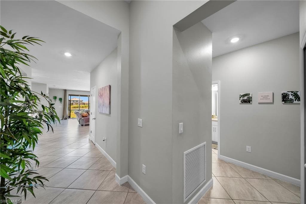 13846 Pine Lodge LN-4