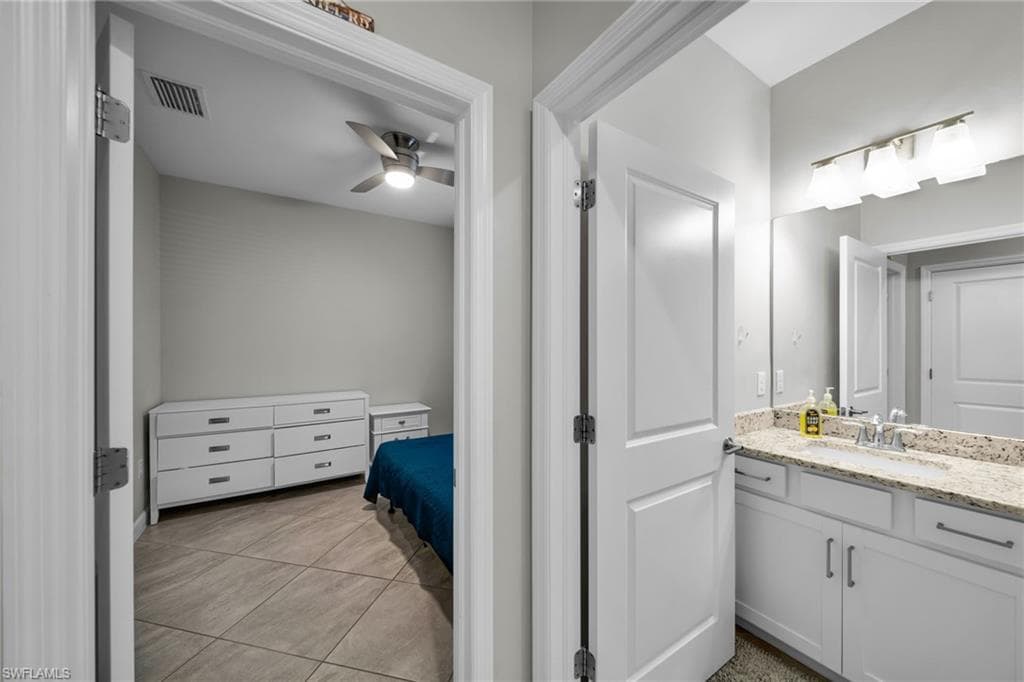 13846 Pine Lodge LN-8
