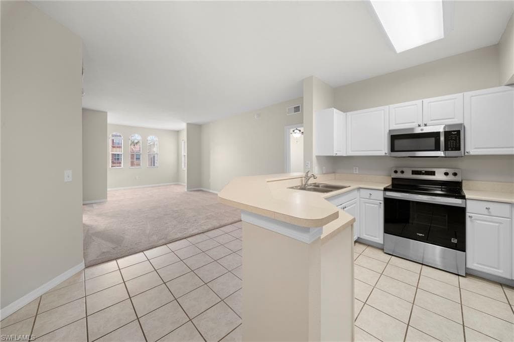 11400 ocean walk LN 214-6