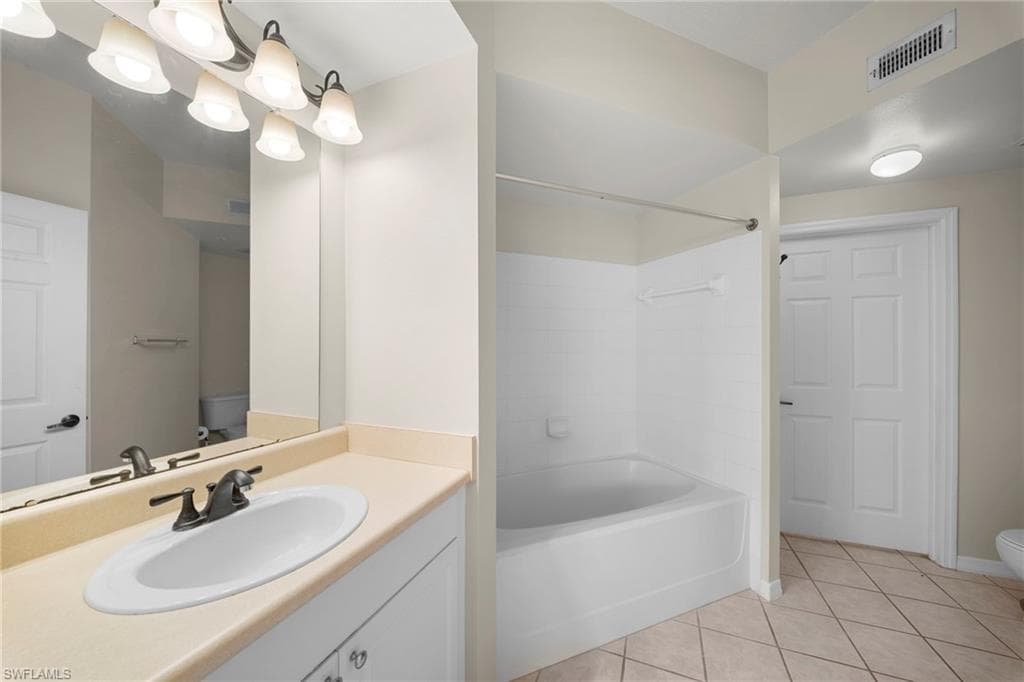 11400 ocean walk LN 214-23