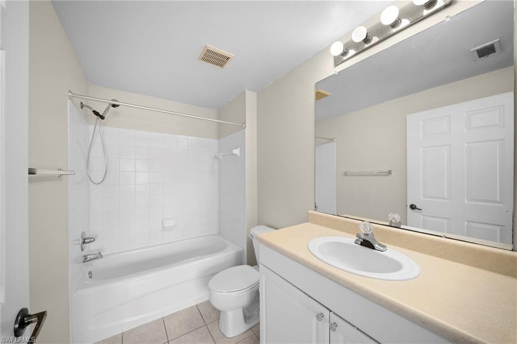 11400 ocean walk LN 214-30