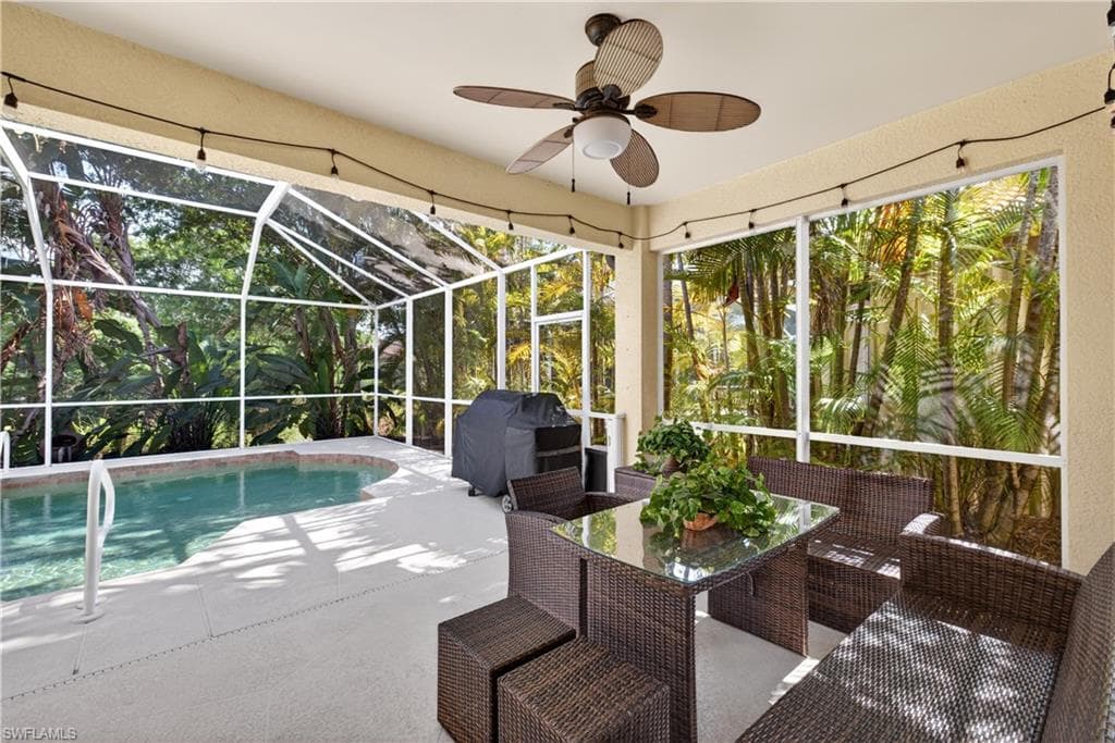 9863 Colonial WALK N-12