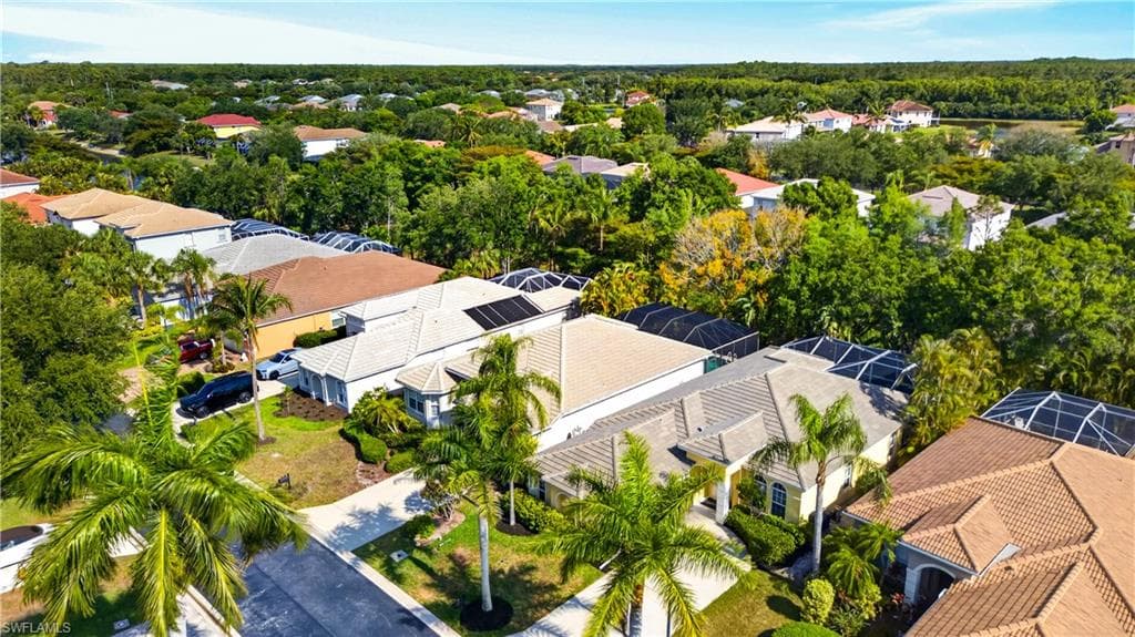 9863 Colonial WALK N-27