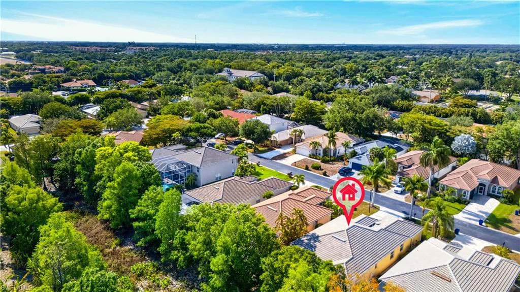 9863 Colonial WALK N-39
