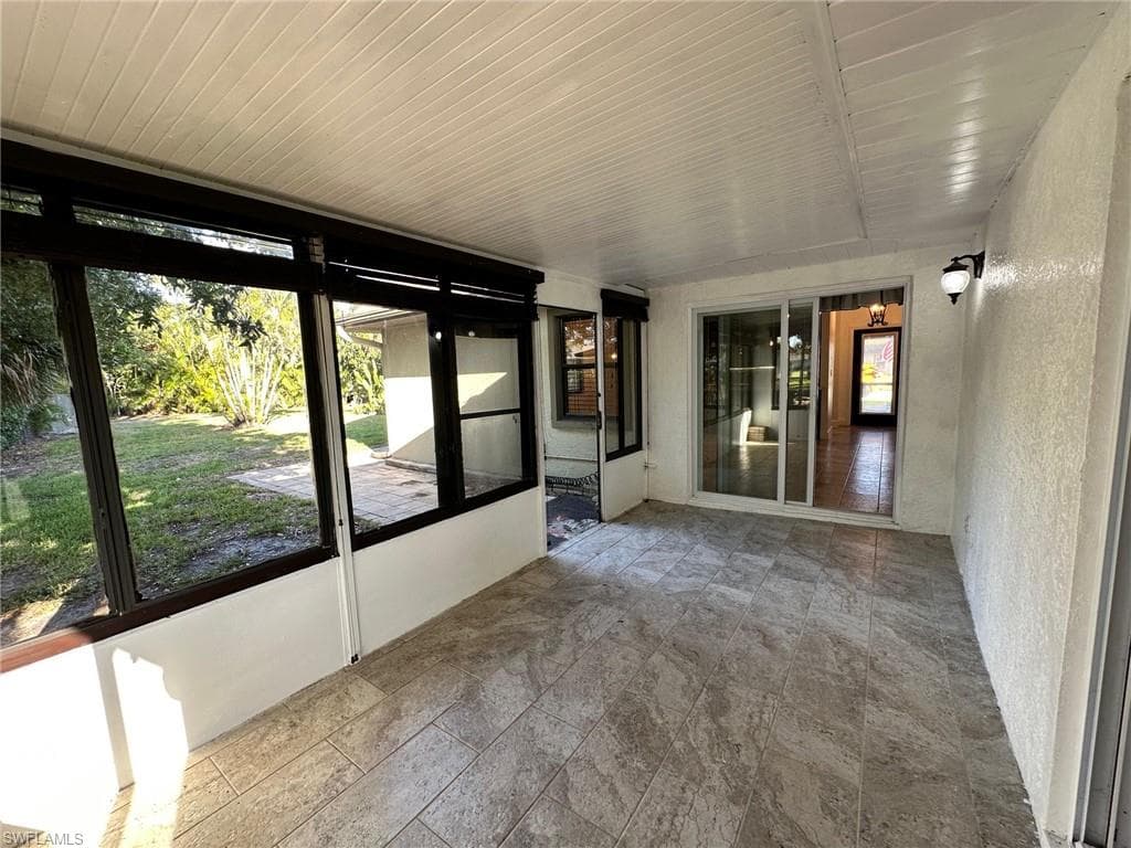 4266 Island CIR B-10