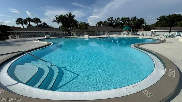 4266 Island CIR B-18