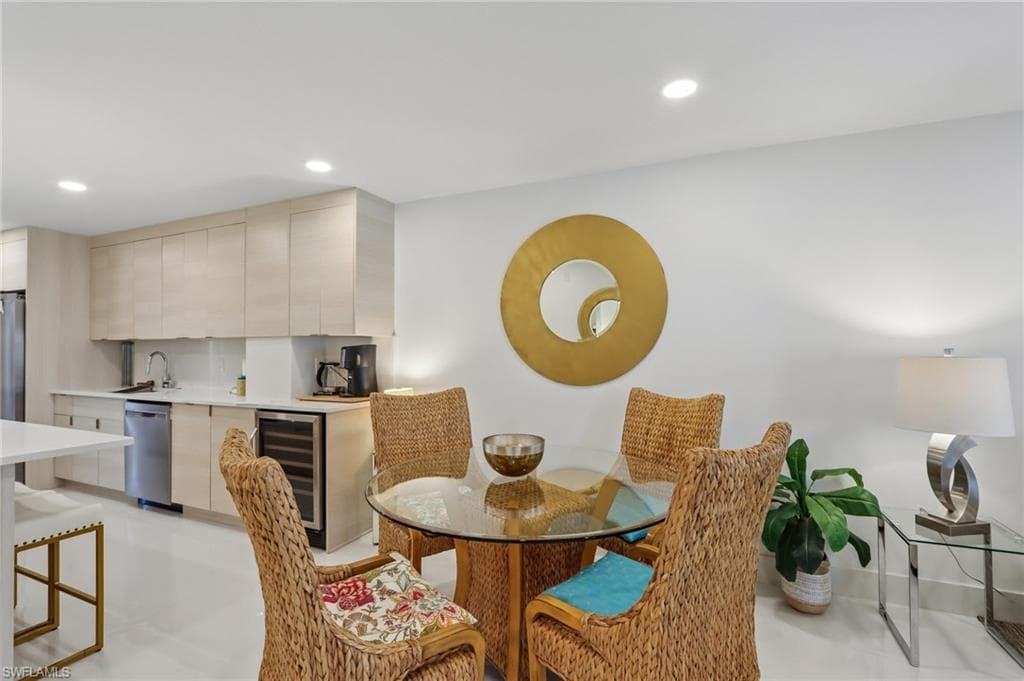 7500 Estero BLVD 102-9