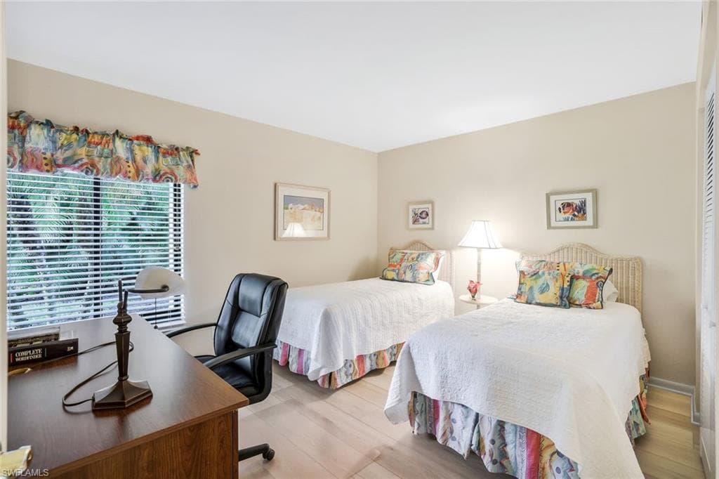 1111 Wildwood LN 1111-12