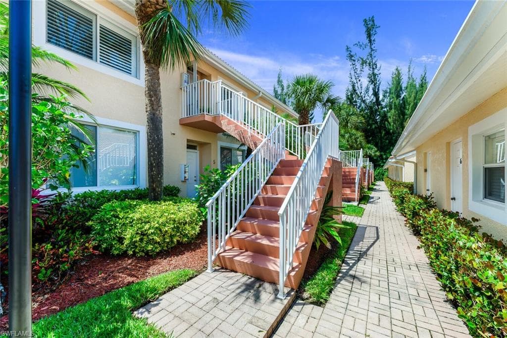 2400 Bayou LN 7506-1