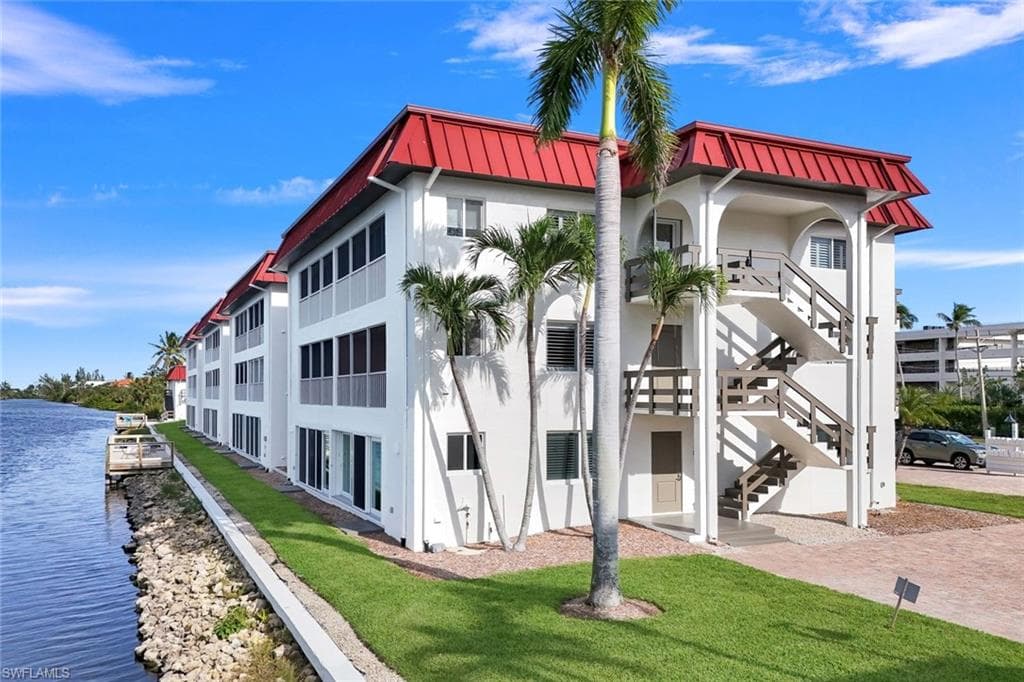 1610 Middle Gulf DR F5-25