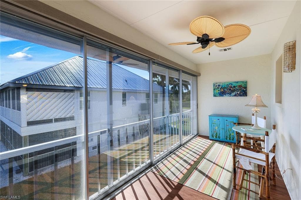 1610 Middle Gulf DR F5-21