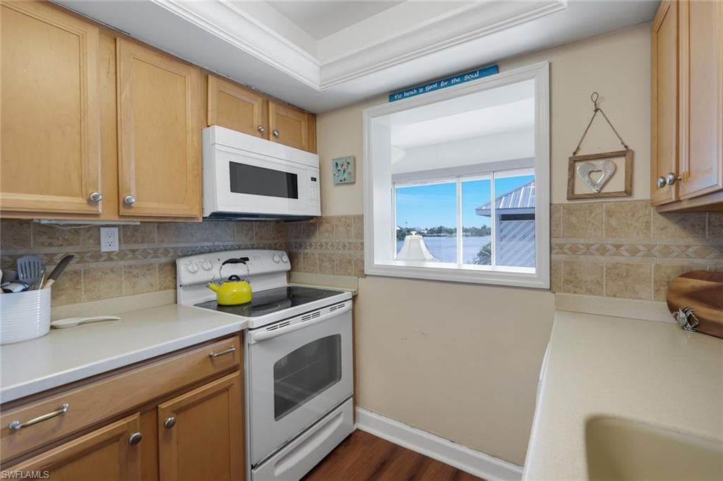 1610 Middle Gulf DR F5-7