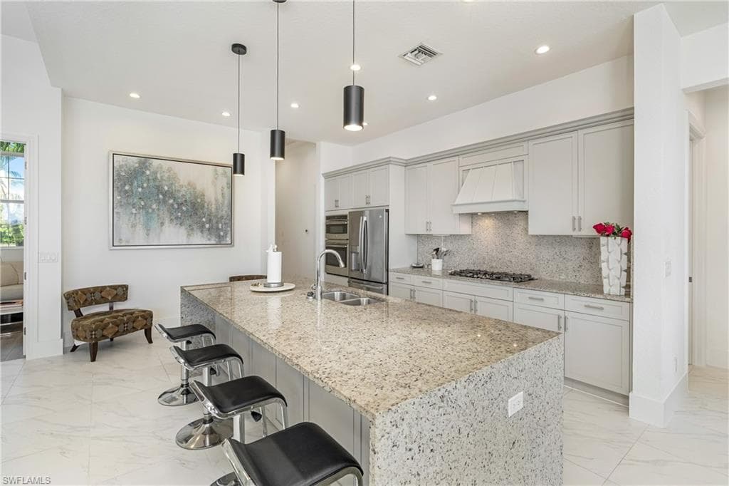 17288 Hidden Estates CIR-4