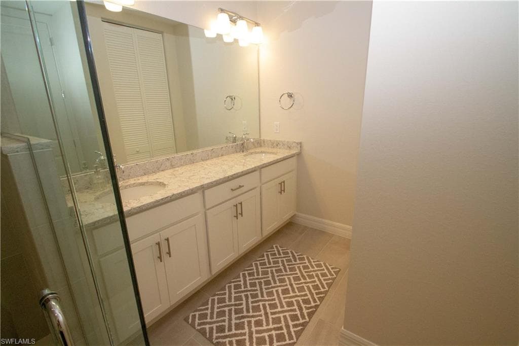 163 Indies DR E 106-20