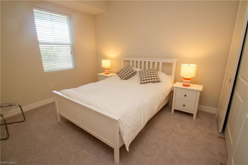 163 Indies DR E 106-49