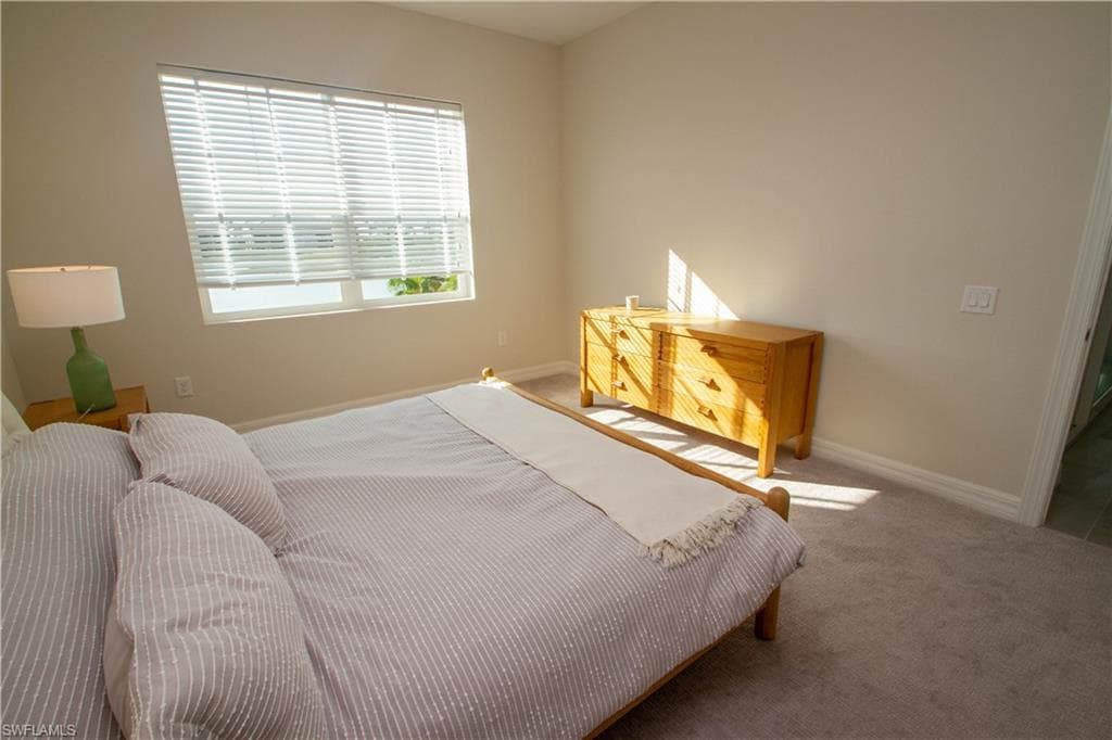 163 Indies DR E 106-48