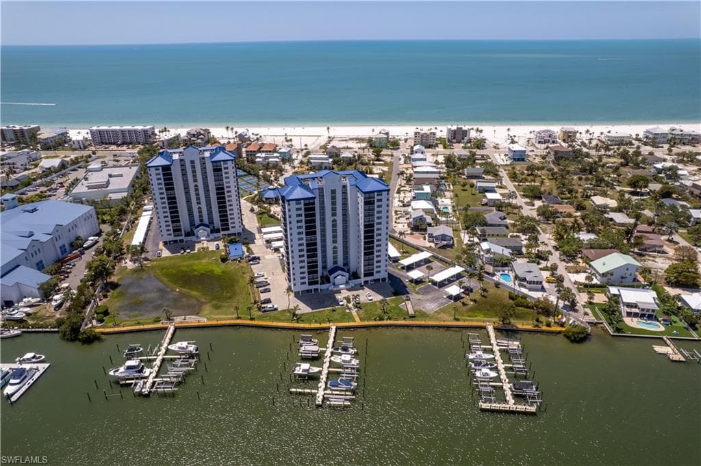 4753 Estero BLVD 802-39