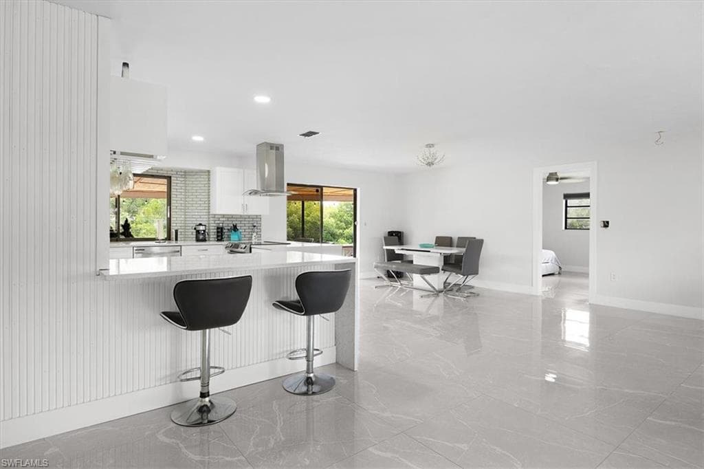 1318 Thompson ST-4