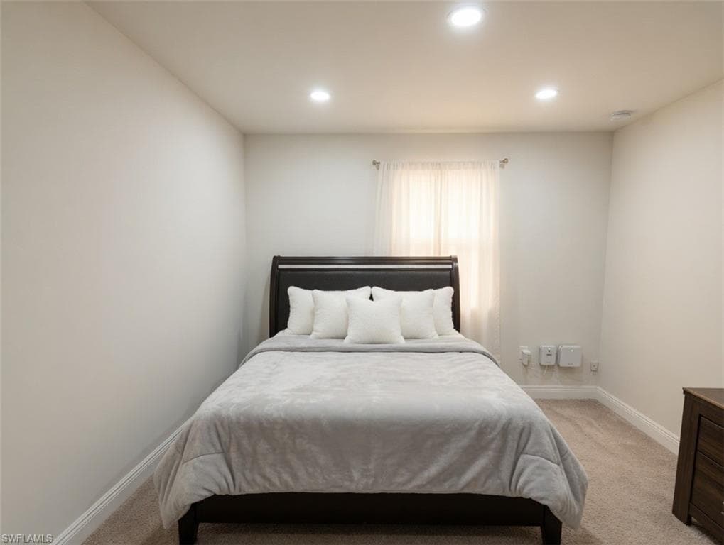 2207 NW 21st AVE-11