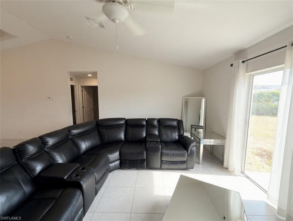 2207 NW 21st AVE-6