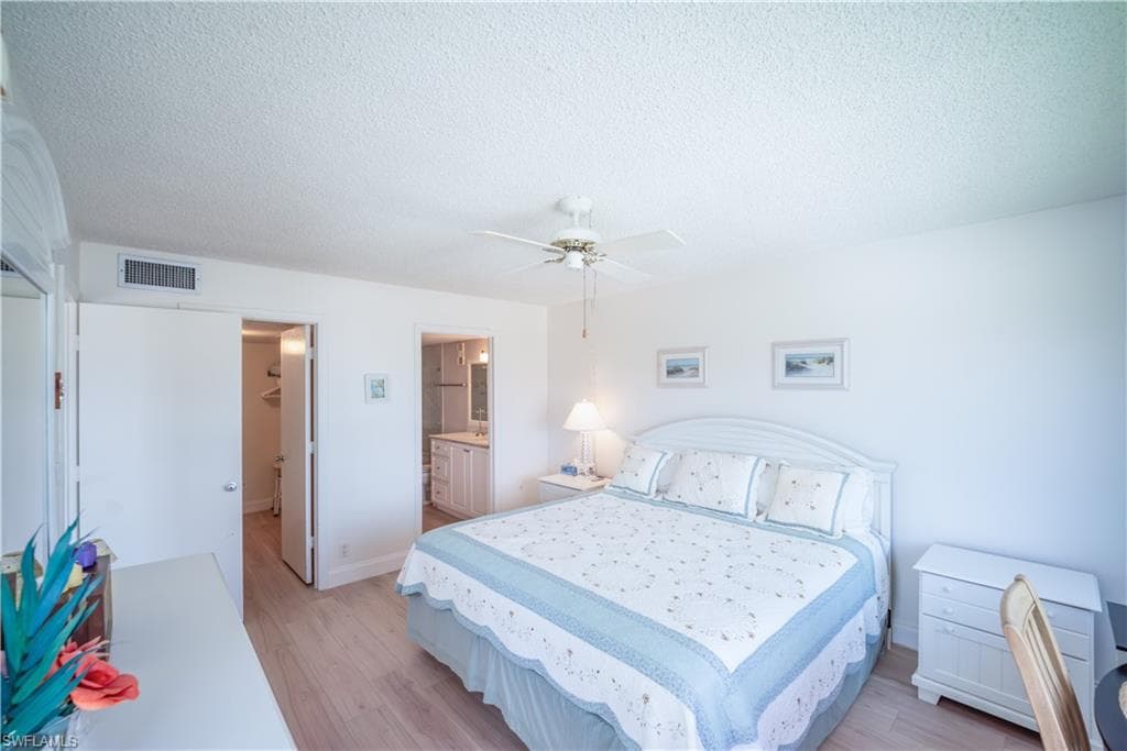 6900 Estero BLVD 401-16