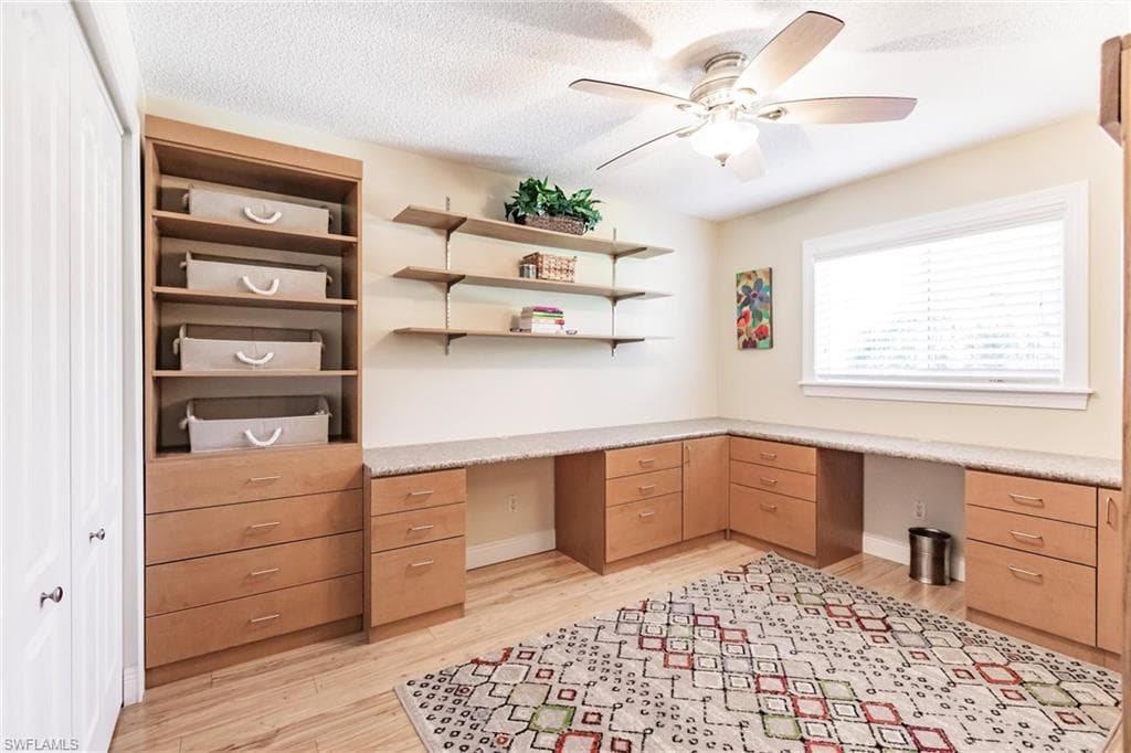 3380 N Key DR 5-22