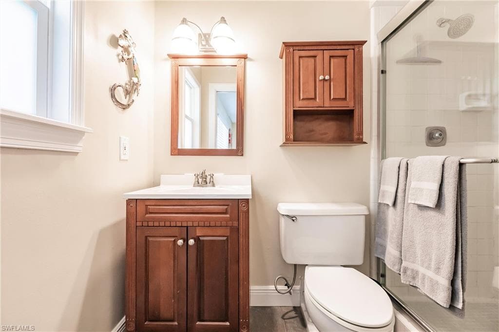 3380 N Key DR 5-21