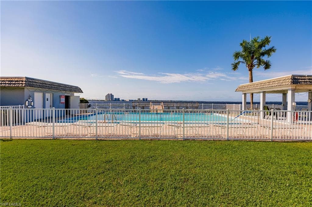 3380 N Key DR 5-35