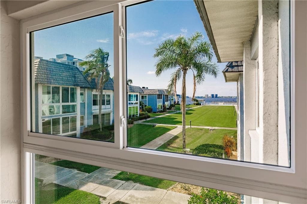 3380 N Key DR 5-28