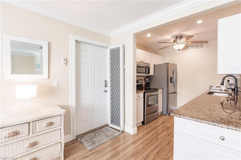 3380 N Key DR 5-3